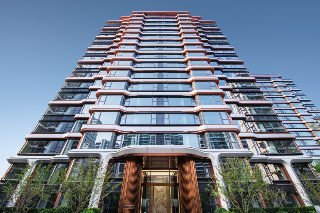 鋁單板是否適用于舊建筑幕墻的翻新改造？